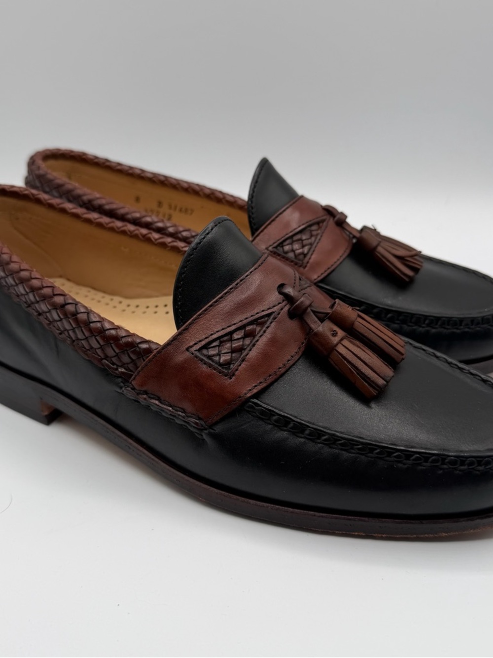 Allen Edmonds Maxfield Tassel Loafers Men’s 8D Black Brown Woven Leather USA